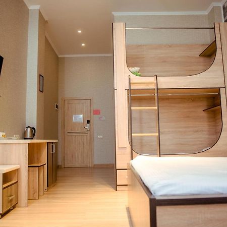 Nicehostel Актобе Экстерьер фото